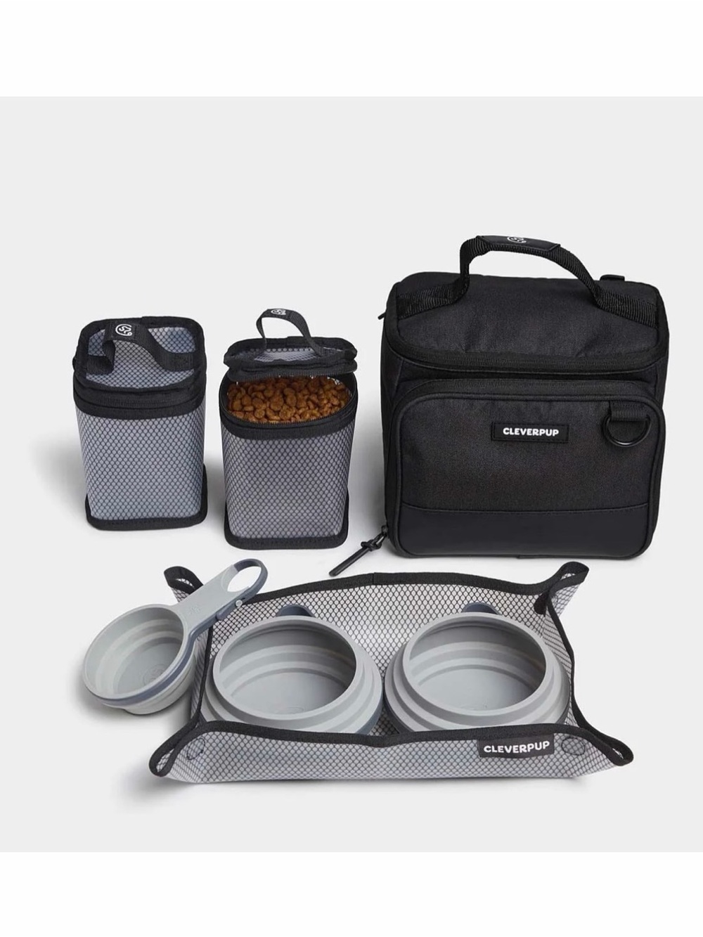 NWT Small Bistro Box Dog Food Travel Kit